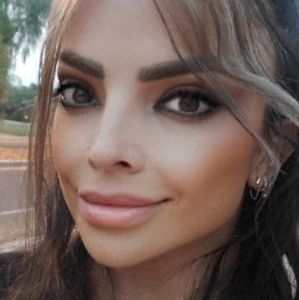 Meet your Posher, Rose